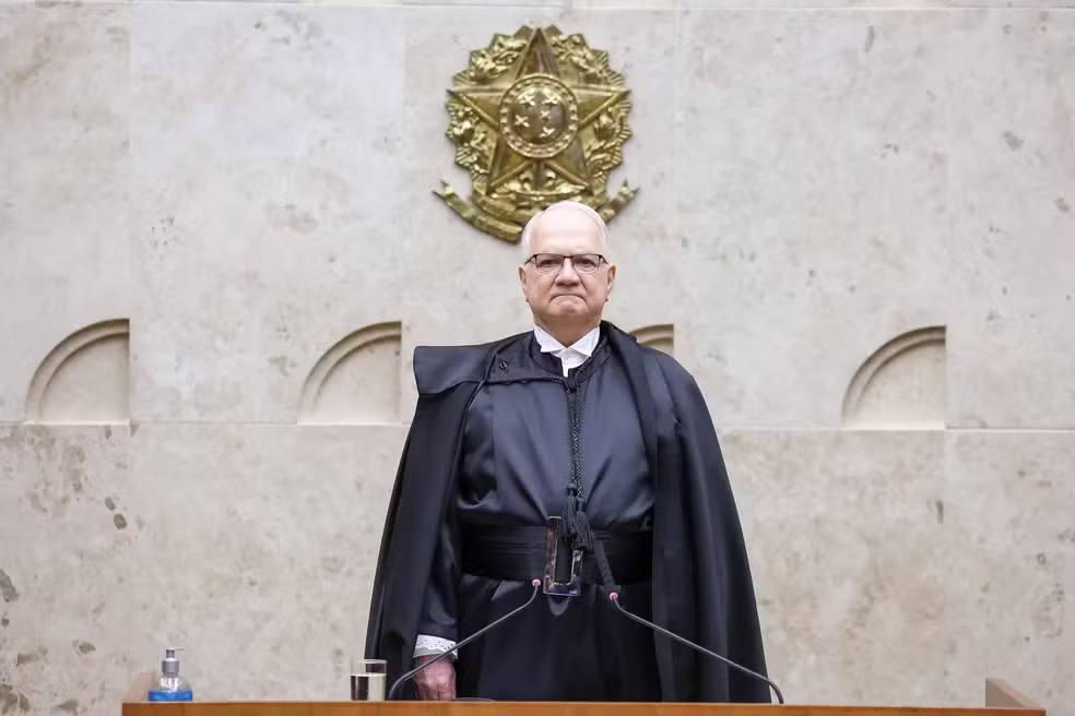 Fachin suspende decisão de Mendonça que afastou Andrei Rodrigues da PF e decisão de Dino que reintegrou diretor