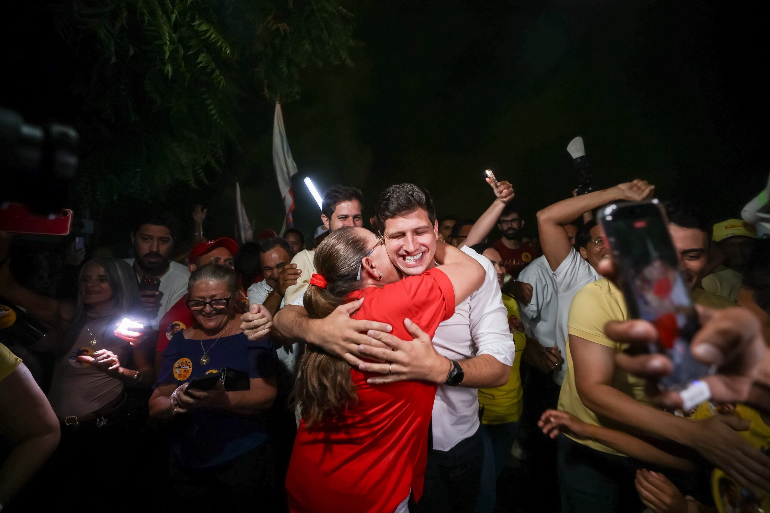 João Campos promete fazer percurso da Cavalgada da Pedra do Reino se eleito governador