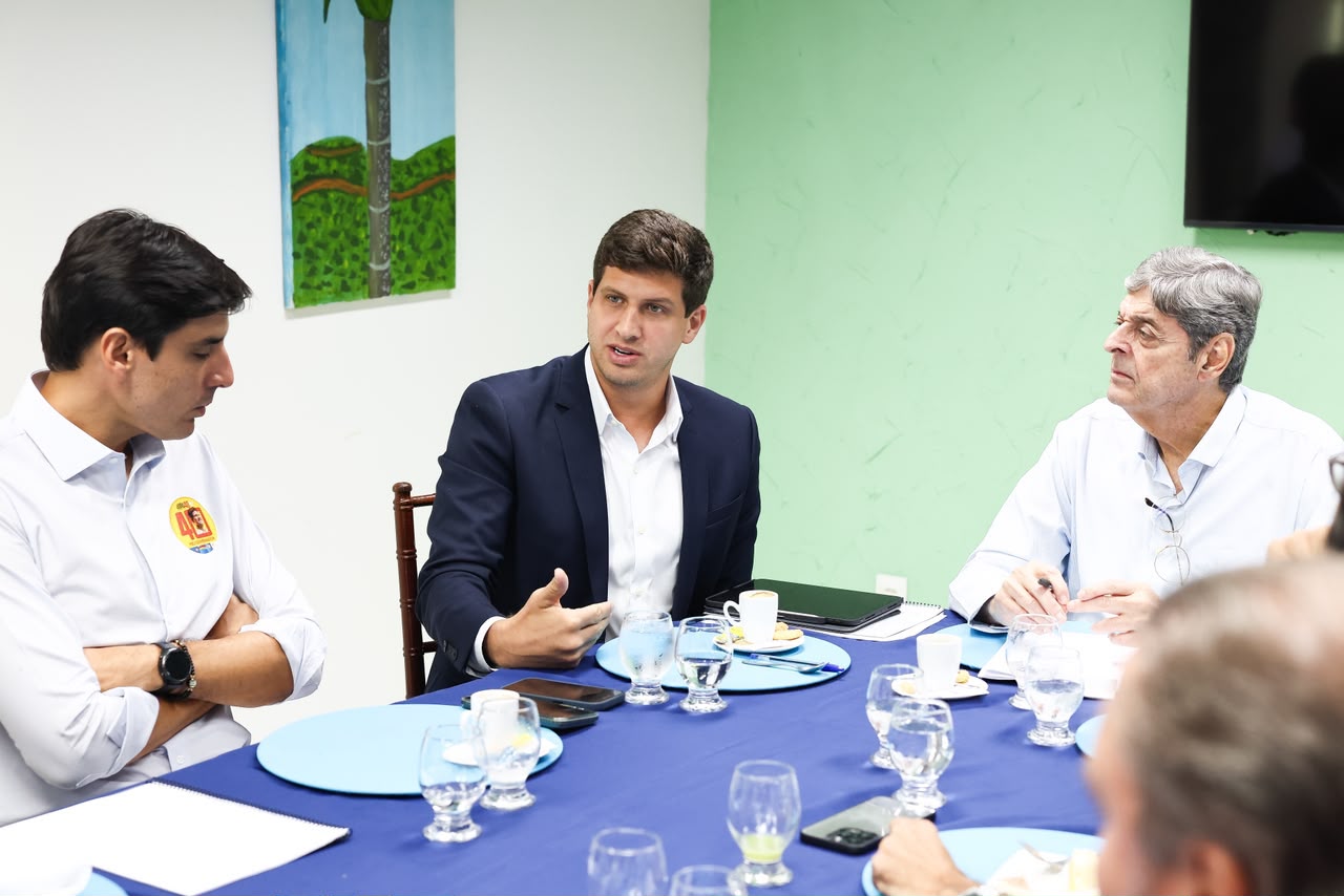 João Campos defende fortalecimento do setor sucroenergético em sabatina no Sindaçúcar