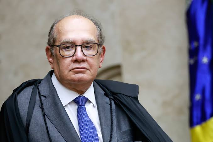 ‘Me respeite, Gilmar’, ‘assumam que estão ferrados’: ministros do STF têm embate no celular antes de sessão