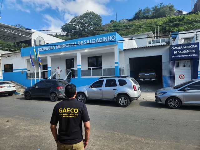 Prefeito de Salgadinho, no Agreste pernambucano, é preso em operação do MPPE